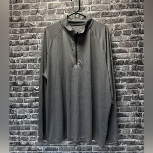 Under Armour‎ Shirt